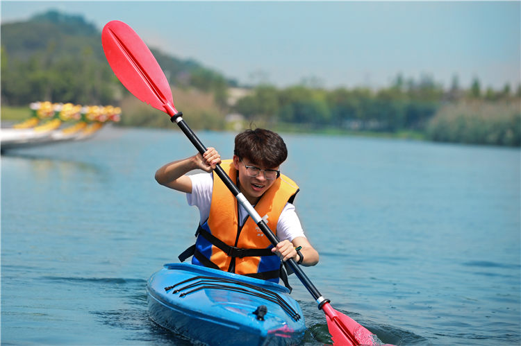 皮划艇02