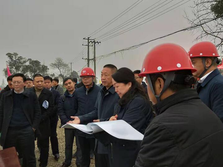 成都兴城集团党委书记,董事长任志能带队调研锦城公园项目建设情况