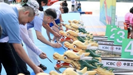 “爱成都·迎大运”成都市第十四届运动会群众组龙舟赛暨2020成都天府绿道首届龙舟文化推广活动圆满举行！