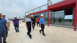 集团副总经理李鸣琴一行赴成都环城生态公园开展“迎大庆防风险保安全”大检查